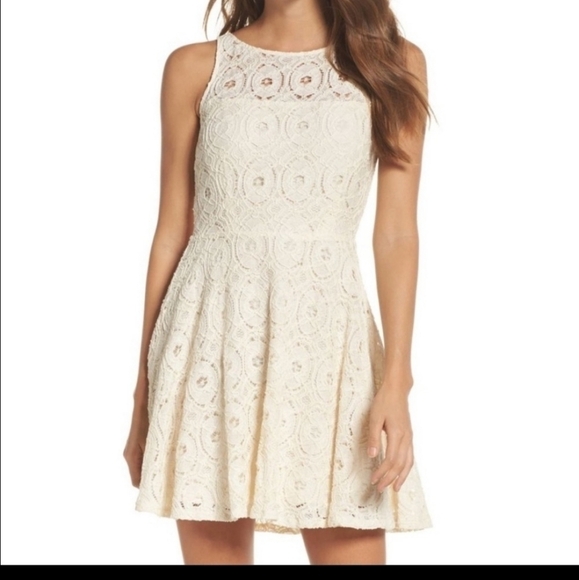 BB Dakota Fit and Flare Lace Crochet Sleeveless Mini Skater Dress Ivory Size 0 - Picture 1 of 14